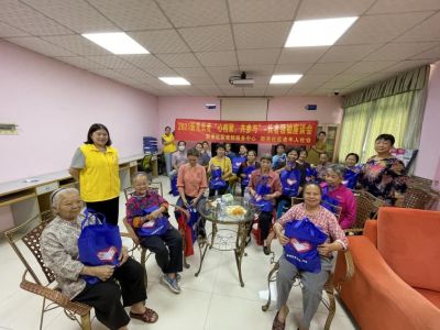 新羌社区开展老年人领袖座谈会
