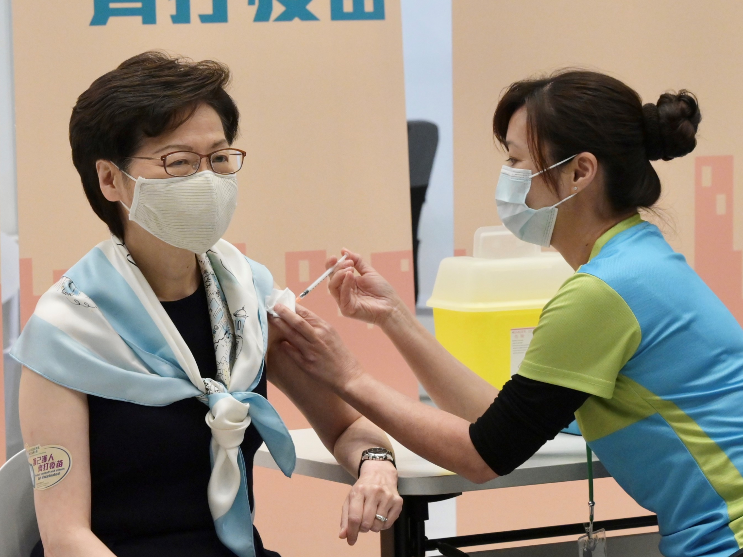 林郑月娥呼吁市民踊跃接种新冠疫苗
