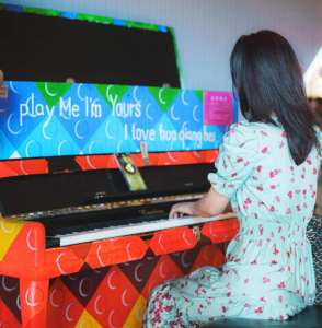华强北街头的“共享钢琴”，演奏出深圳的开放与活力