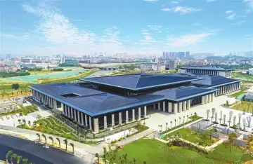 创新药 智能车 中国芯  坪山高新区布局高端制造业集群