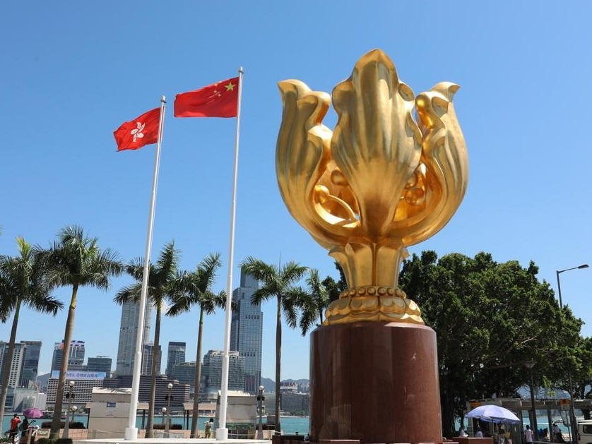 曾担任香港政权交接仪式保安任务总指挥的李明逵： “我对香港未来有信心！”