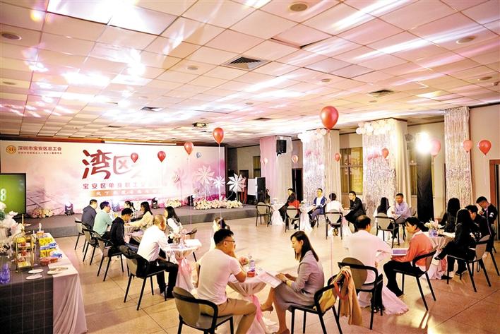 区总工会联谊+慰问 共迎“女神”节