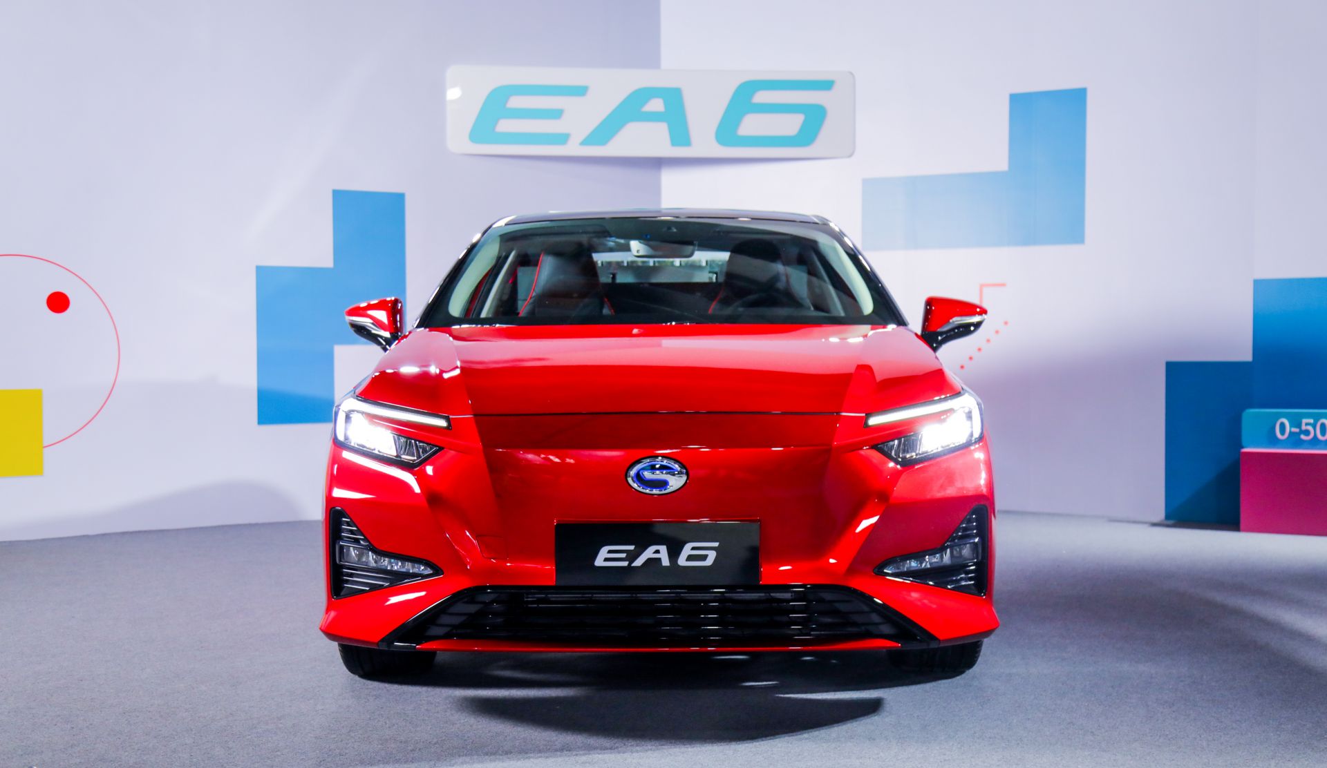 广汽本田首款纯电动轿车绎乐（EA6）上市