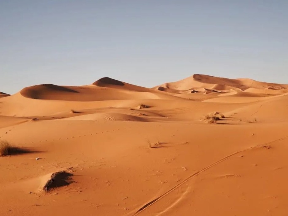 撒哈拉的沙飘到东欧？中国气象局专家：沙尘去哪儿看大气环流