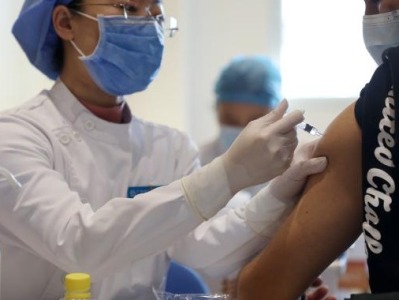 钟南山：灭活疫苗40天后才产生充分抗体