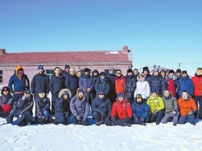 三千孤儿入内蒙古  尔冬升执导新片4月开机
