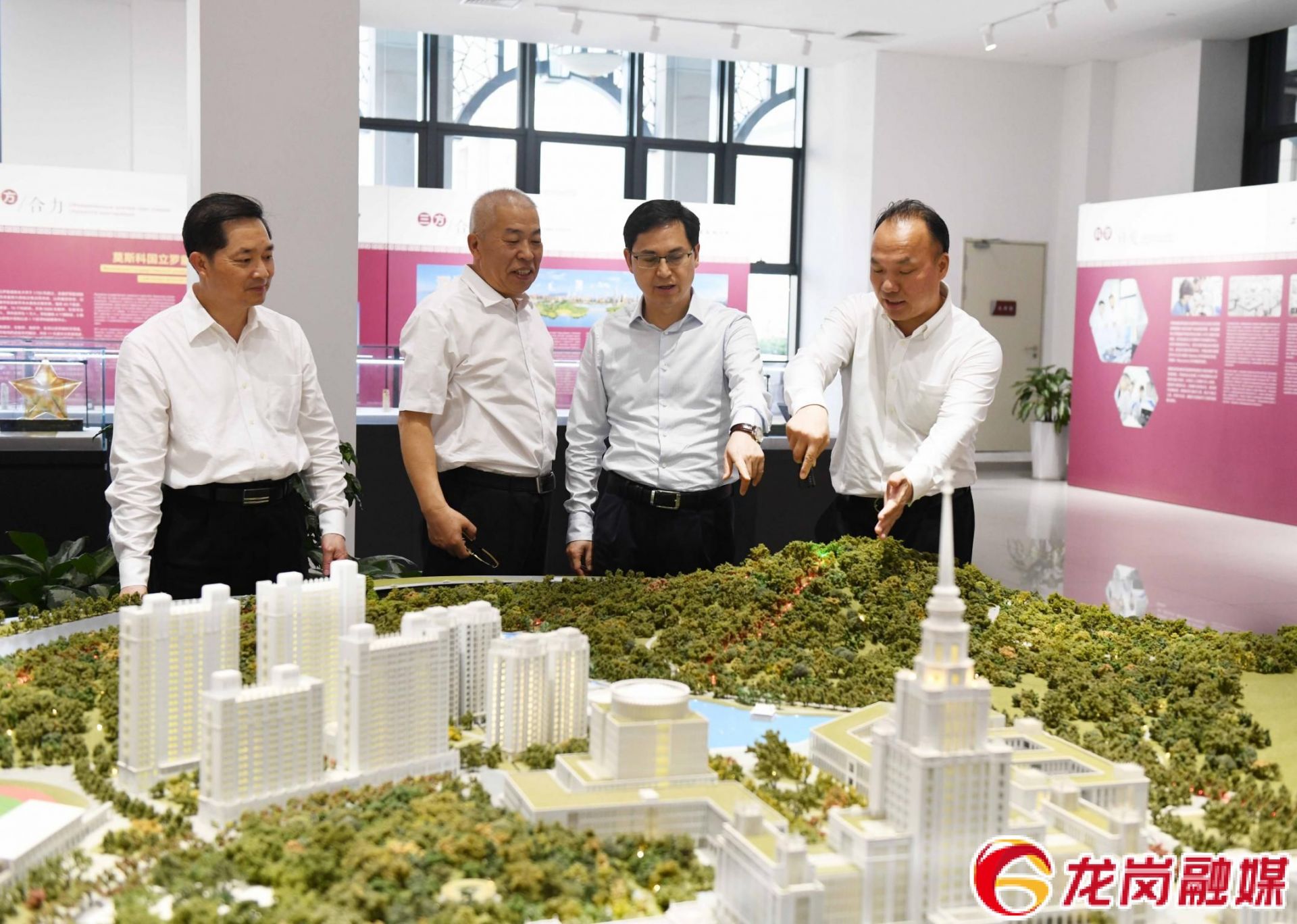 张礼卫调研深圳北理莫斯科大学：建立工作协调机制全力助力学校发展