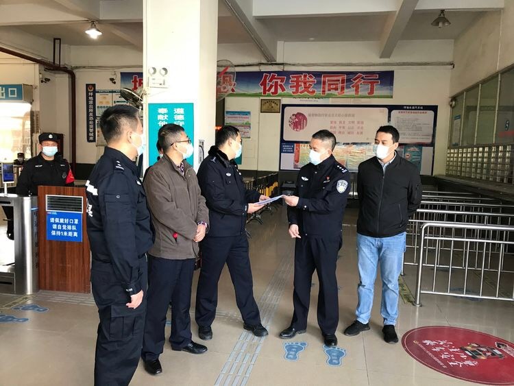营造稳定和谐社会环境 坪地开展反恐督导检查