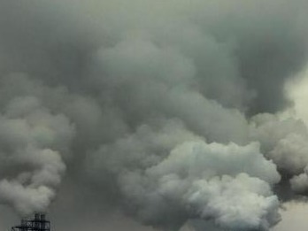 重污染天气期间减排造假 唐山4家钢企负责人被行拘