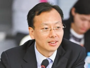 南方科技大学党委副书记李凤亮：“‘双区’叠加”是实践总结也是理论创新