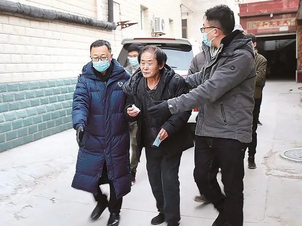 “不堪回首”？潜逃20年终落网，因网名引起注意