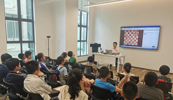 龙岗21名小棋手进入中国国际象棋国家队龙岗训练基地参训  