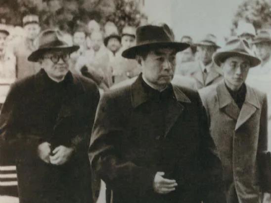 【党史百年·天天读】4月26日