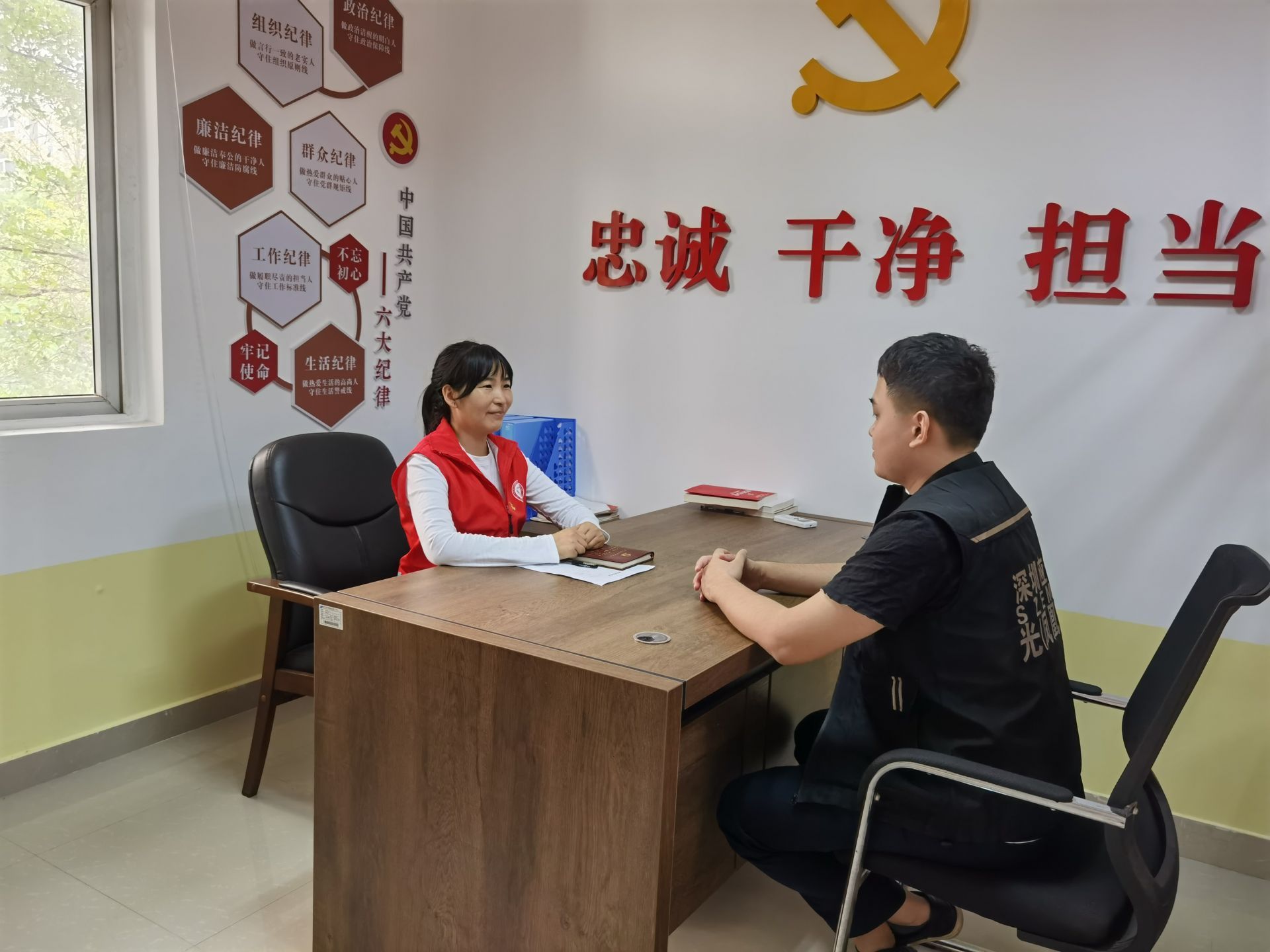 “洛阳牡丹”在凤凰社区越开越“艳”——记凤凰街道凤凰社区“两委”委员韩月艳