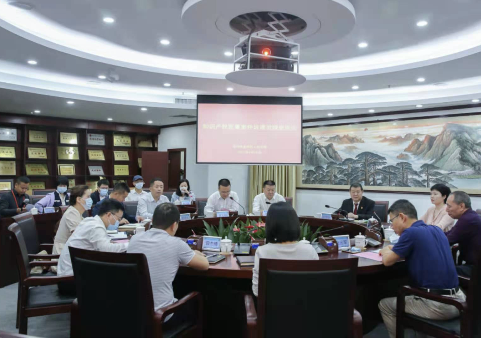 诉源治理！龙岗法院拉开知识产权宣传周序幕