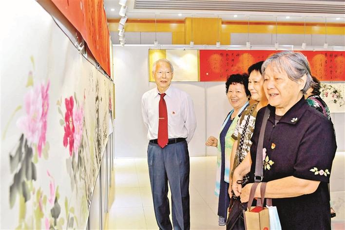 “翰墨留香——宝安老干部书画院成立十周年回顾展”开展  