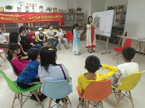 如何养成良好的行为习惯？福南社区开展亲子教育心理沙龙