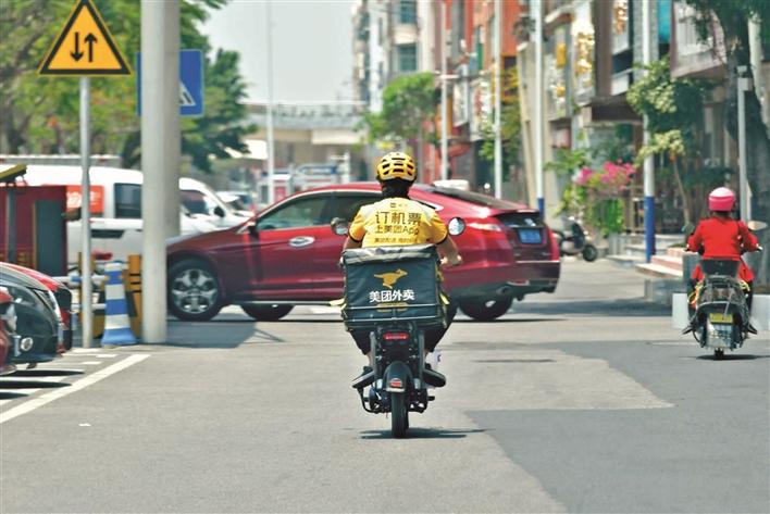 电动二轮车 备案更安全 | 宝安“不文明交通行为曝光台”（4月22日）