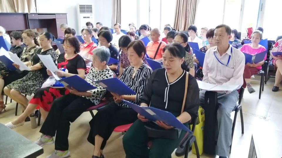 唱革命歌曲学党史 莲塘街道这支年轻的老年合唱团又有新动作  