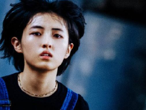 破纪录！清明节档电影票房破8亿，《姐姐》引领女性觉醒话题
