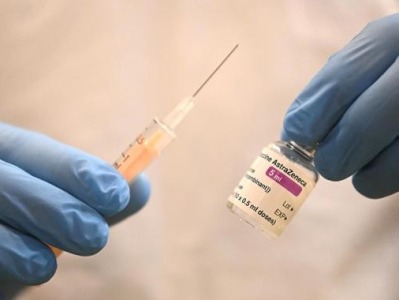 英国：30人接种阿斯利康疫苗后出现血栓，其中7人死亡