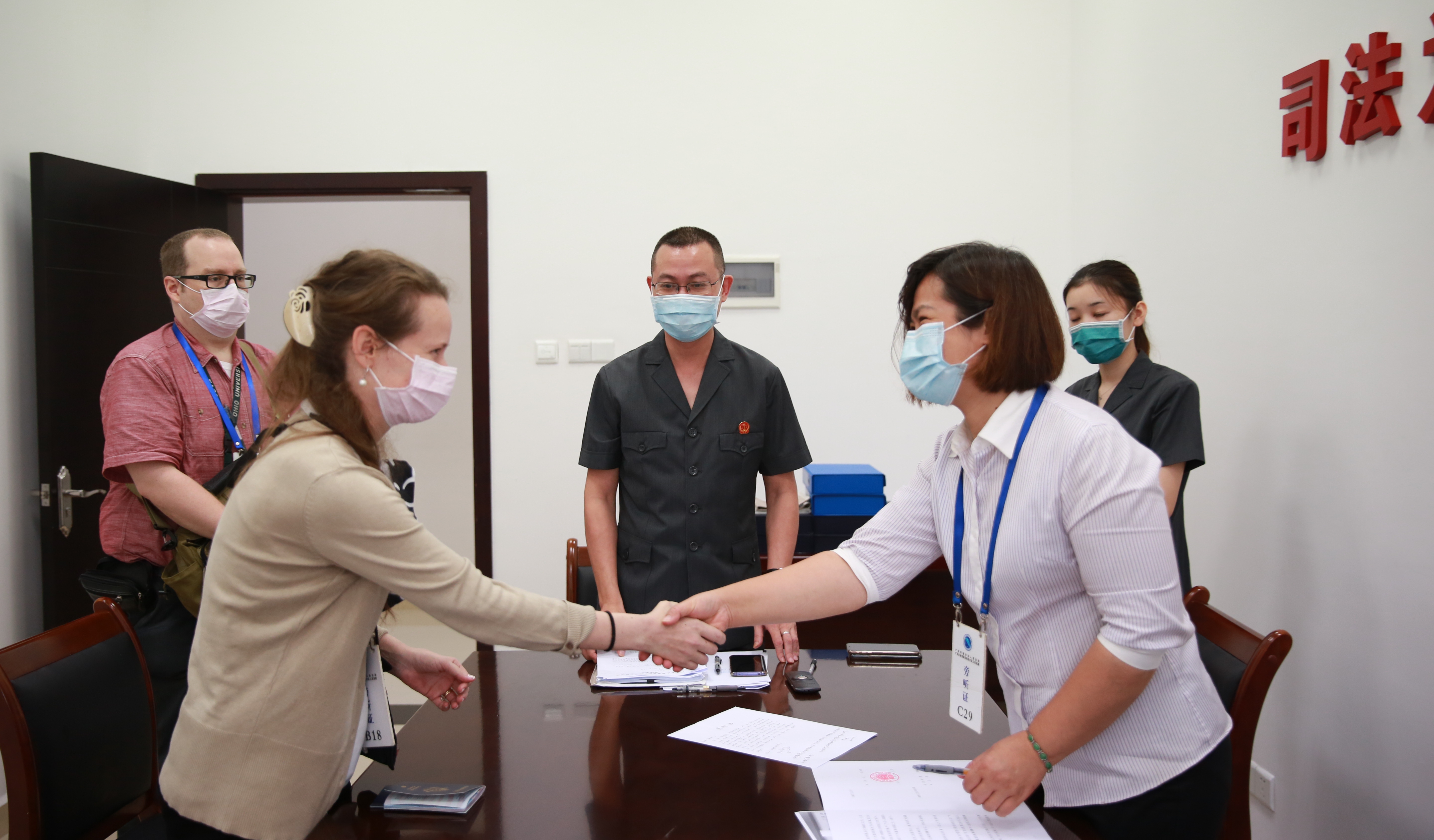 广州南沙法院涉外案件执行全英文交流，外籍被执行人因信任而配合