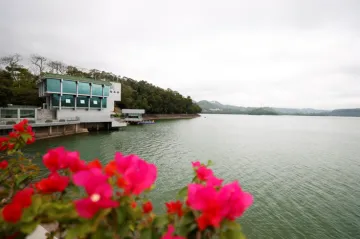  “循着红色记忆看深圳”系列采访活动走进罗湖  深圳发展在这里烙下印记