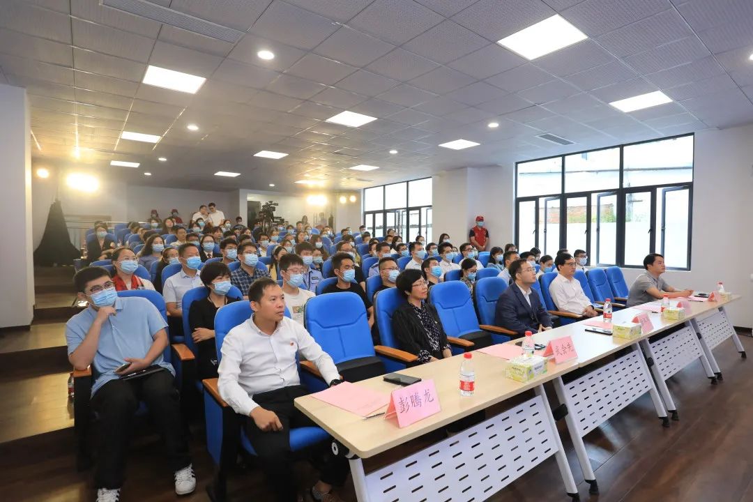 坪山区开展“学党史、强信念、跟党走” 党史学习教育主题团课