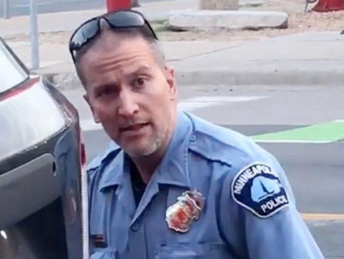 弗洛伊德案宣判：美国前白人警察肖万谋杀和过失杀人罪成立