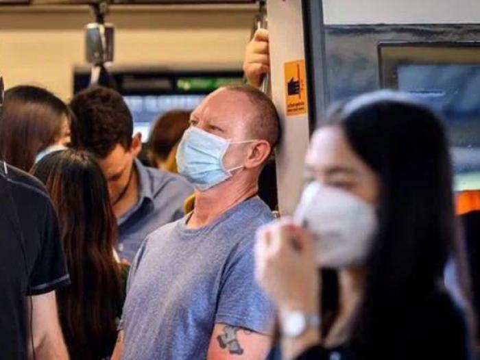 美国新冠肺炎确诊3083万例，死亡超55.6万例 
