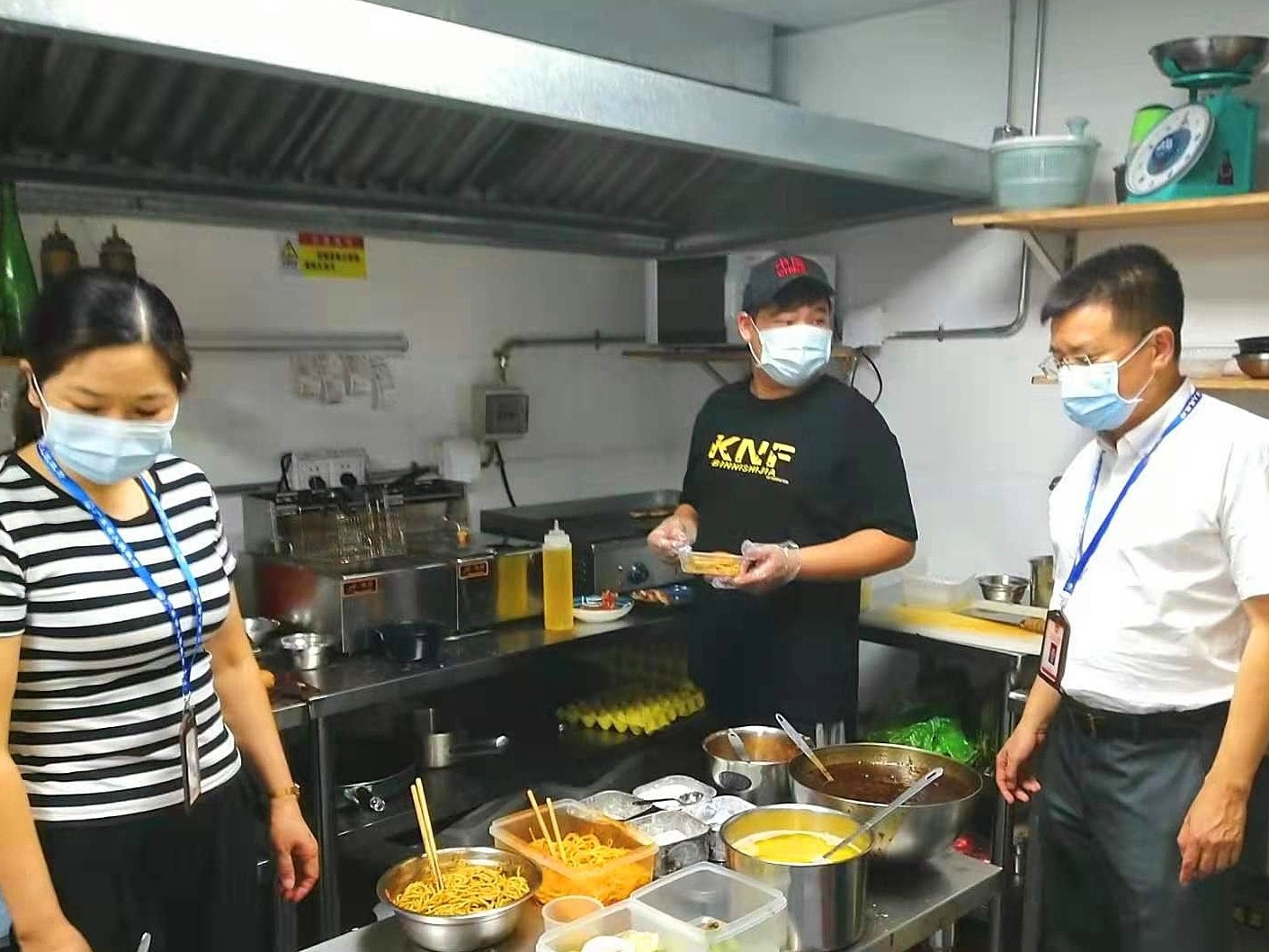 广州：“共享厨房”将推行“互联网+明厨亮灶”模式