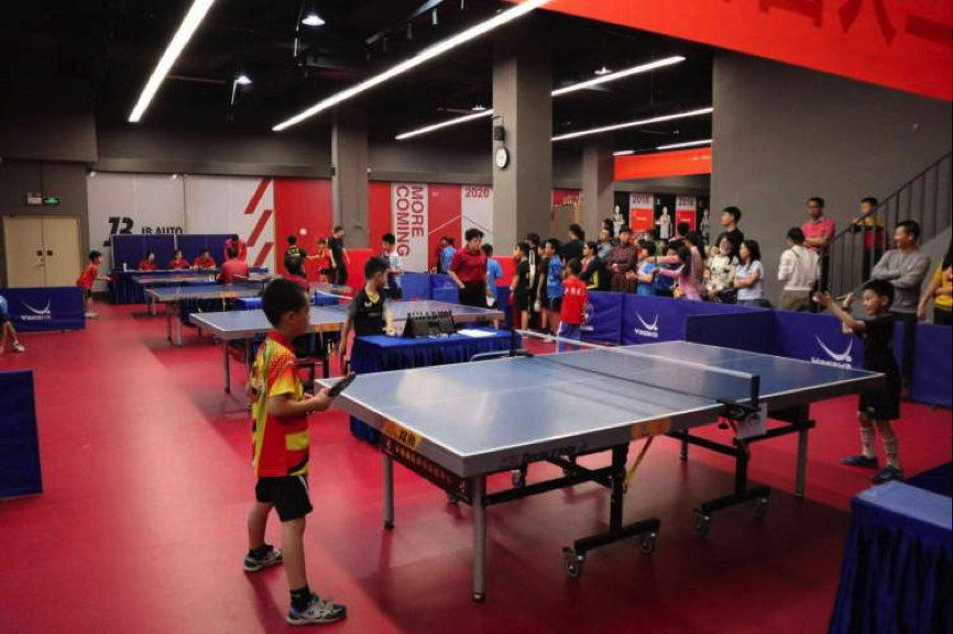 龙岗区青少年二人团体乒乓球联赛举行 