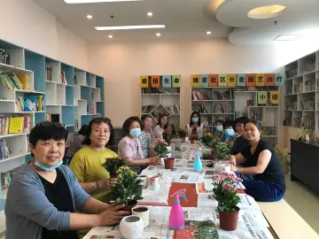 我为群众办实事！塘家社区组织老年人感受园艺治疗的魅力  
