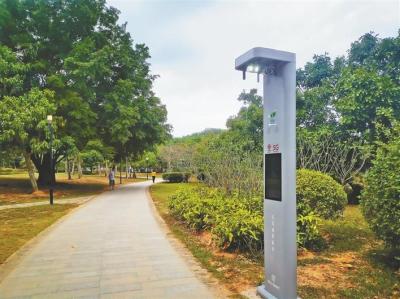 智慧步道”机器人即将上岗 系莲花山公园建设智慧公园设施之一，能满足日常健身用途需求