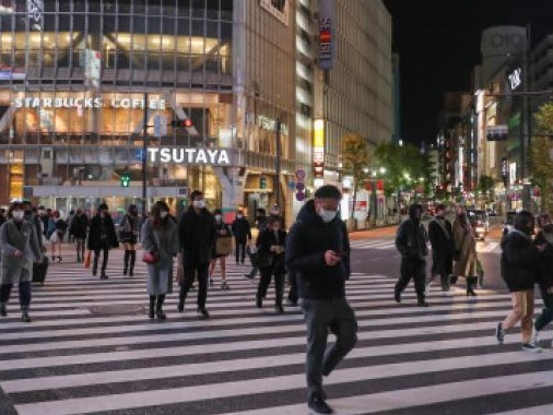 日媒：日政府批准在东京、京都与冲绳采取更严格新冠防疫措施