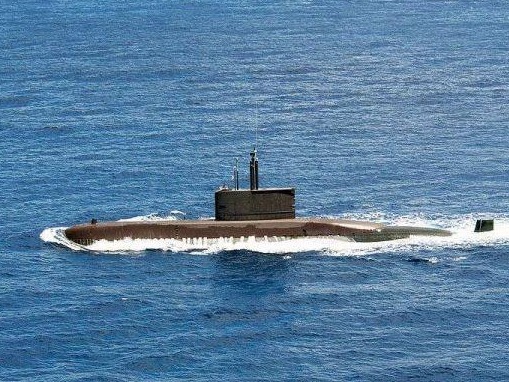 外媒：印尼海军一艘载53人潜艇今日失踪，当天曾参与演习