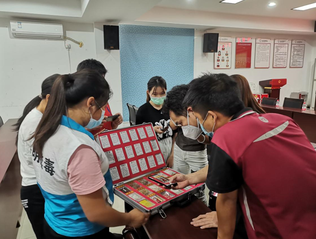 公明街道进寄递行业开展禁毒反诈宣传              