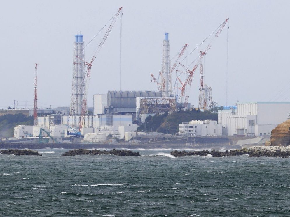 东电拟最快于5月提交核污染水排海计划，外交部回应