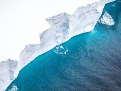 6000平方公里“世界最大冰山”融化解体