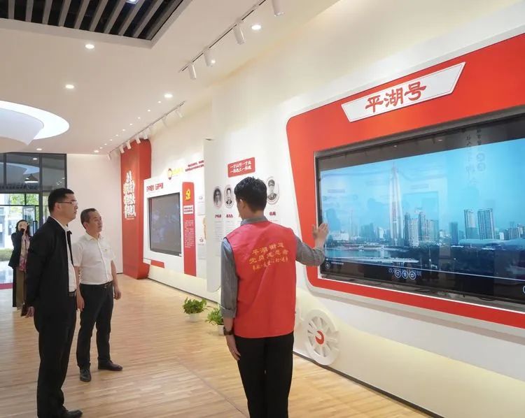打造党建工作示范点，做好 “三生共融”的“融”字文章