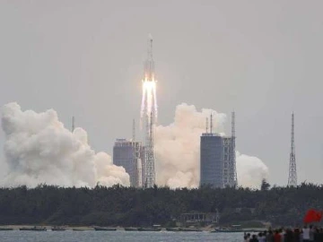 中国空间站“天和核心舱”发射入轨，空间站建设正式拉开大幕