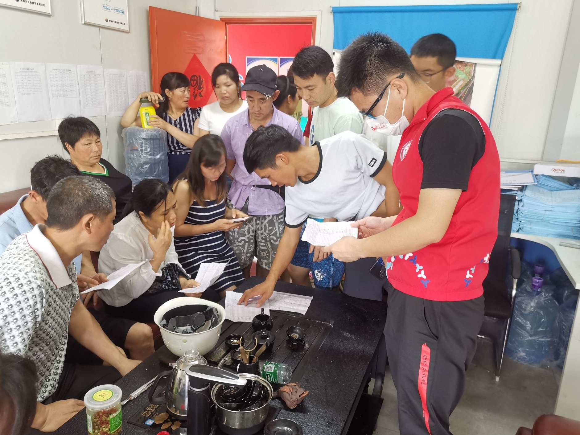 华富街道着力纠纷化解，深入践行“我为群众办实事”