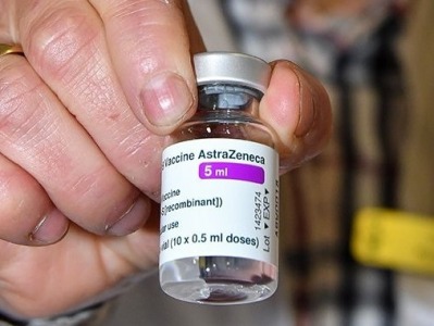因血栓风波，牛津大学暂停阿斯利康疫苗6至17岁临床试验