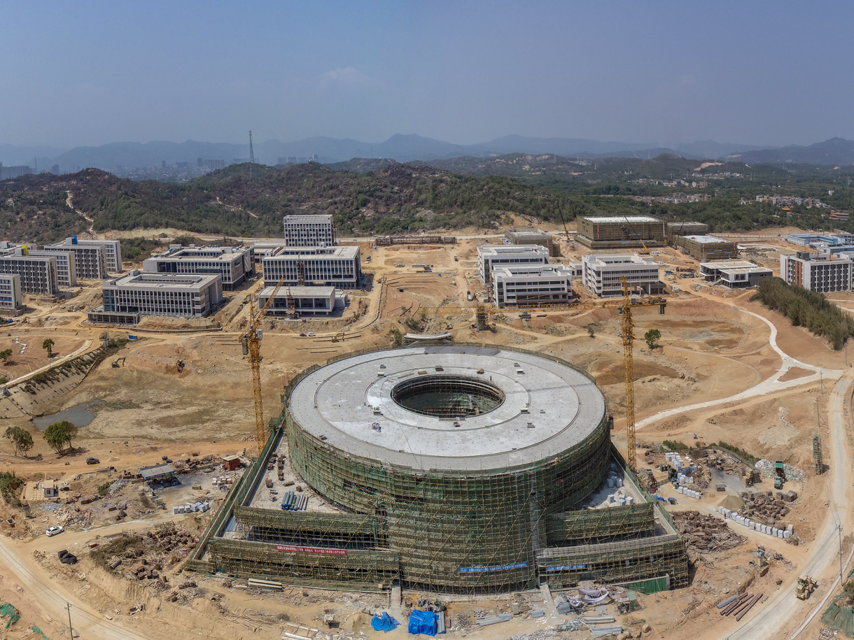 广东工业大学揭阳校区首期工程建设顺利推进，计划7月竣工9月建成招生