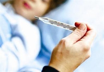 六安一医师玩具店内私自接诊发热病人，线索移交警方