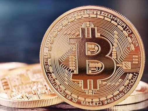 金融委提出打击比特币挖矿和交易行为，比特币暴跌10%