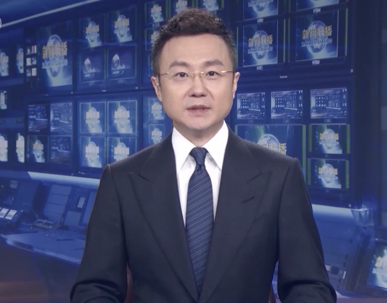 【央视快评】劳动创造幸福 实干成就伟业