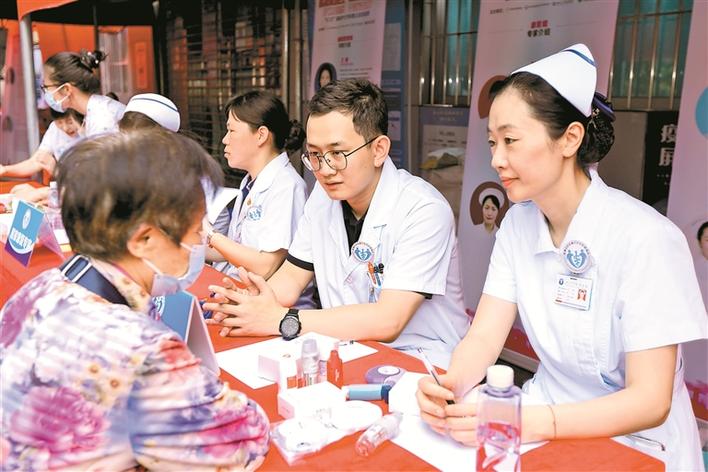 “护卫健康，未病先防” 多点式科普义诊周活动启动