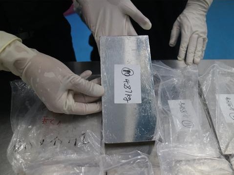 火眼金睛识铂金，价值超千万铂金伪装出口被查获
