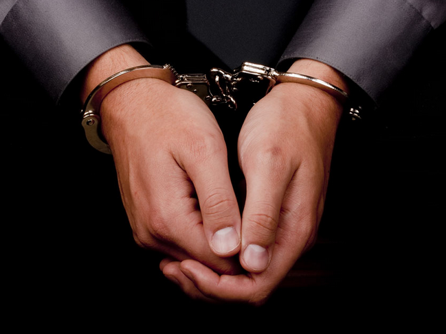 深圳一团伙容留、介绍卖淫获刑四年至二年不等